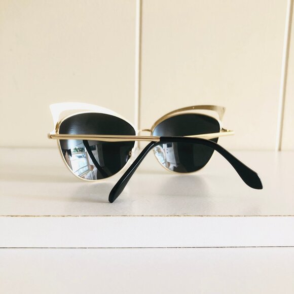 Fancy Mirror Cateye Sunglasses - Picture 8 of 8